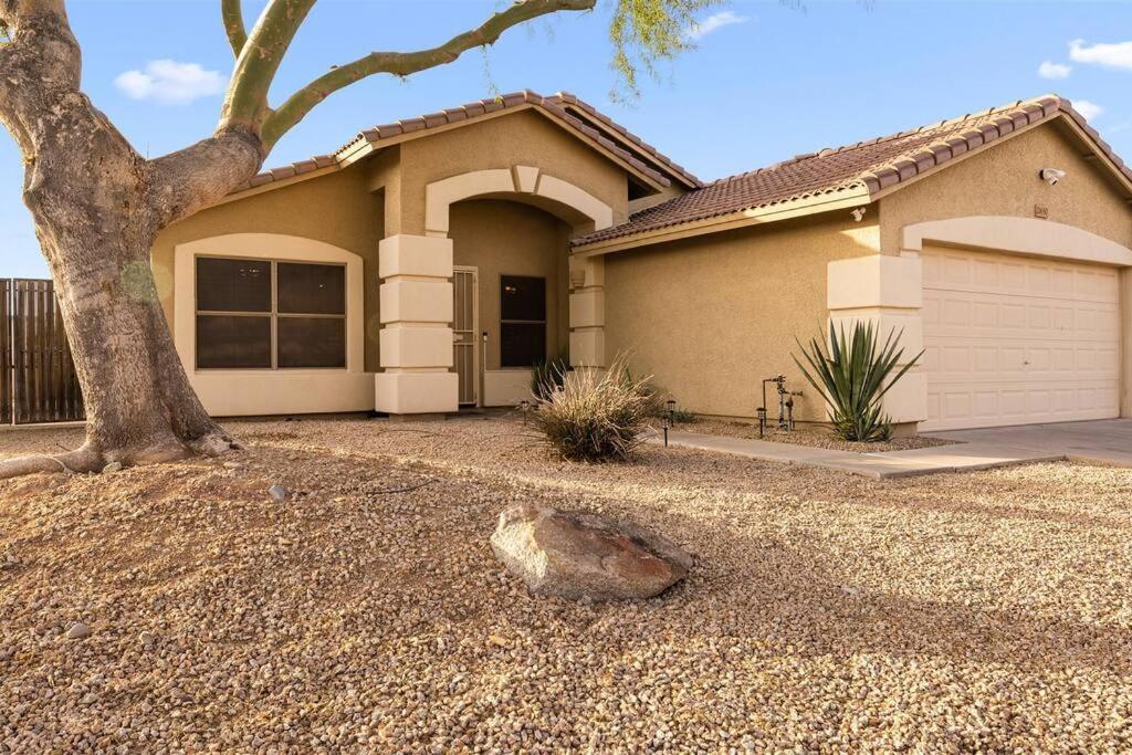 Spacious Private Home With King Bed & Heated Pool! Phoenix Exterior photo