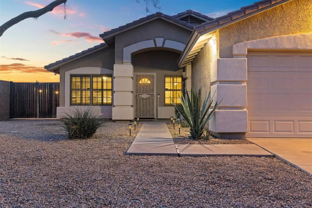 Spacious Private Home With King Bed & Heated Pool! Phoenix Exterior photo